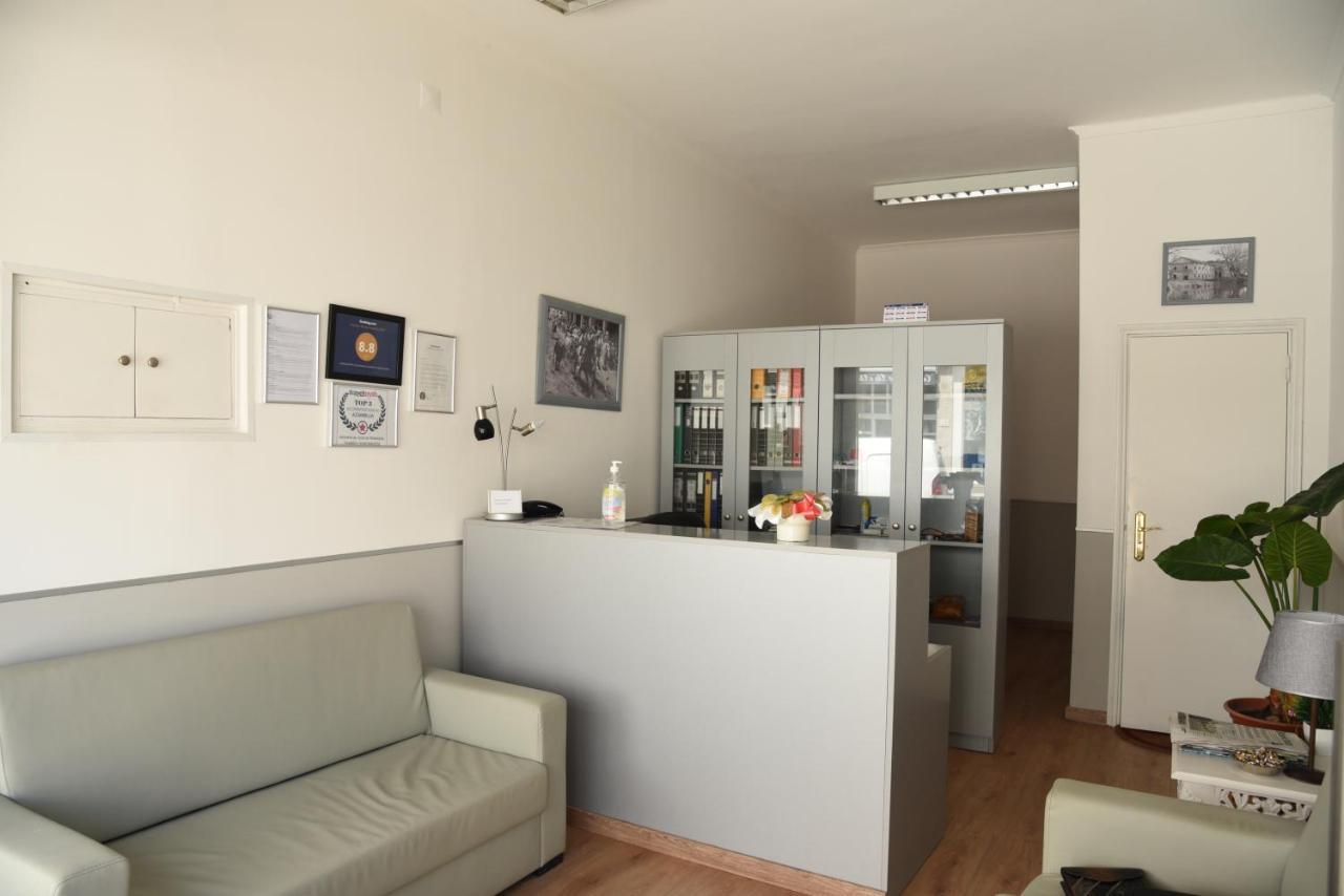 Flor Da Primavera - Residencial E Apartamentos Azambuja Extérieur photo
